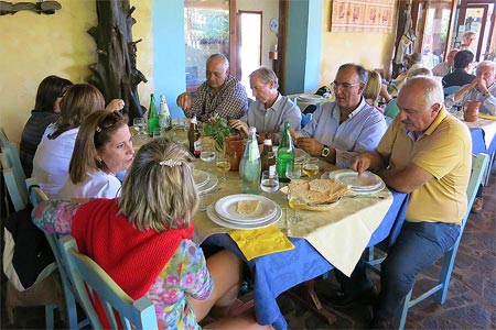 Fotografías II Congreso FETAVE 2014 - Comida en un restaurante típico