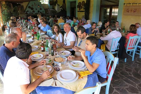 Fotografías II Congreso FETAVE 2014 - Comida en un restaurante típico